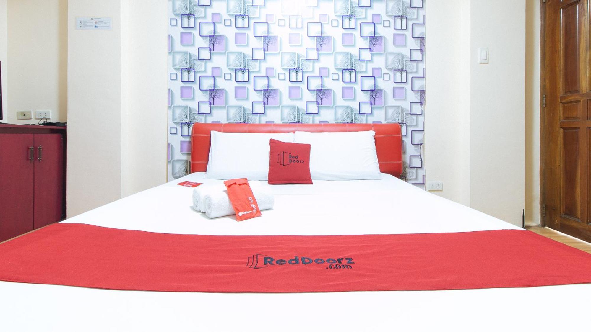 Reddoorz At Dbuilders Rooms Ph2 Taguig Luaran gambar