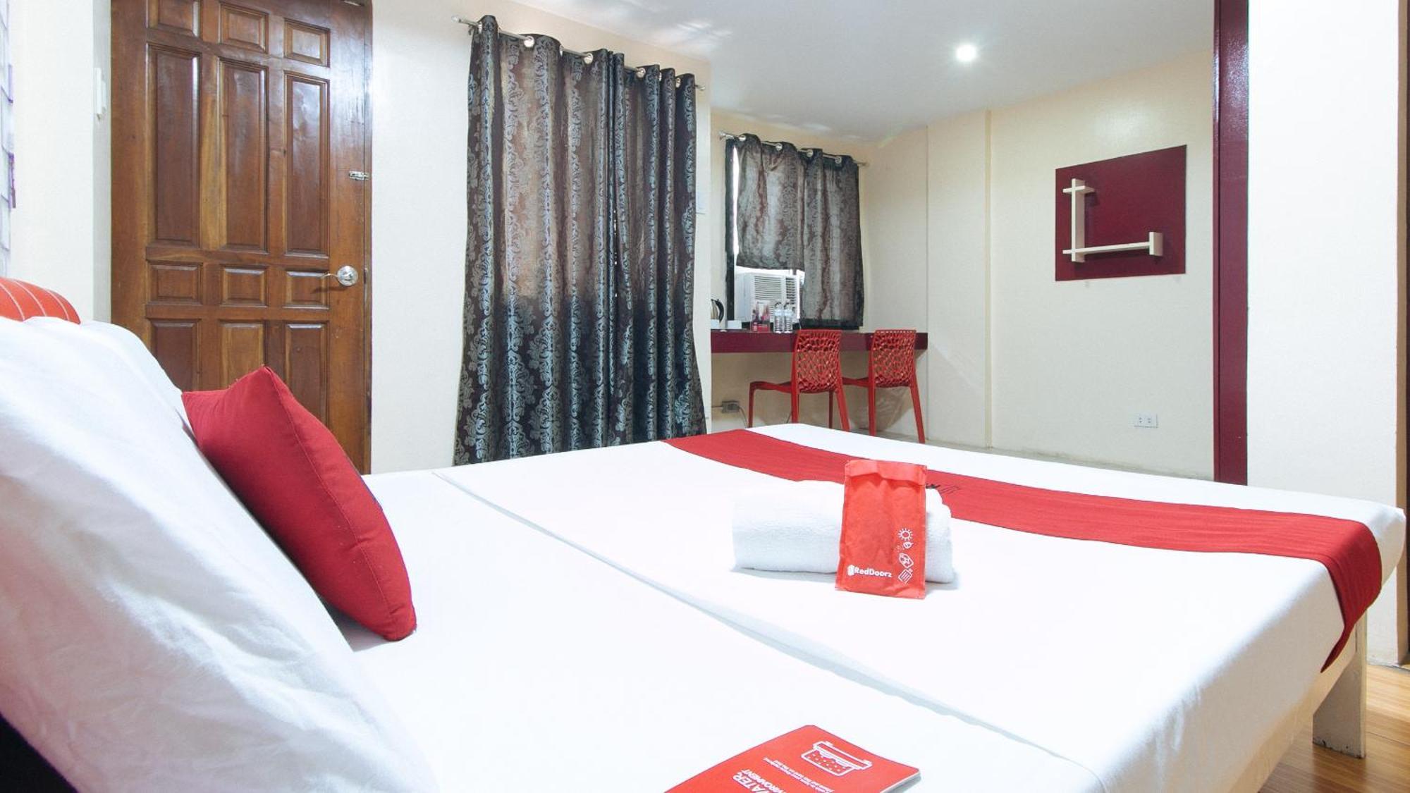 Reddoorz At Dbuilders Rooms Ph2 Taguig Luaran gambar